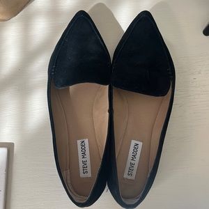 Steve Madden black suede women’s size 9 flats.